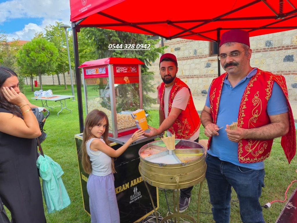 Seyyar mısır patlatma makinesi